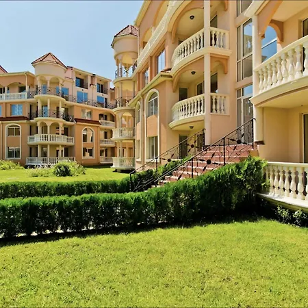 Front Luxury