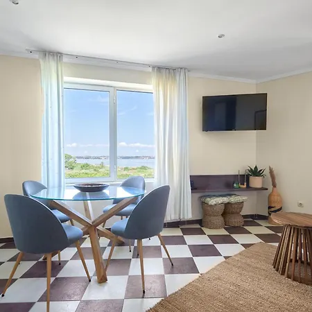 Apartment Front Luxury *
